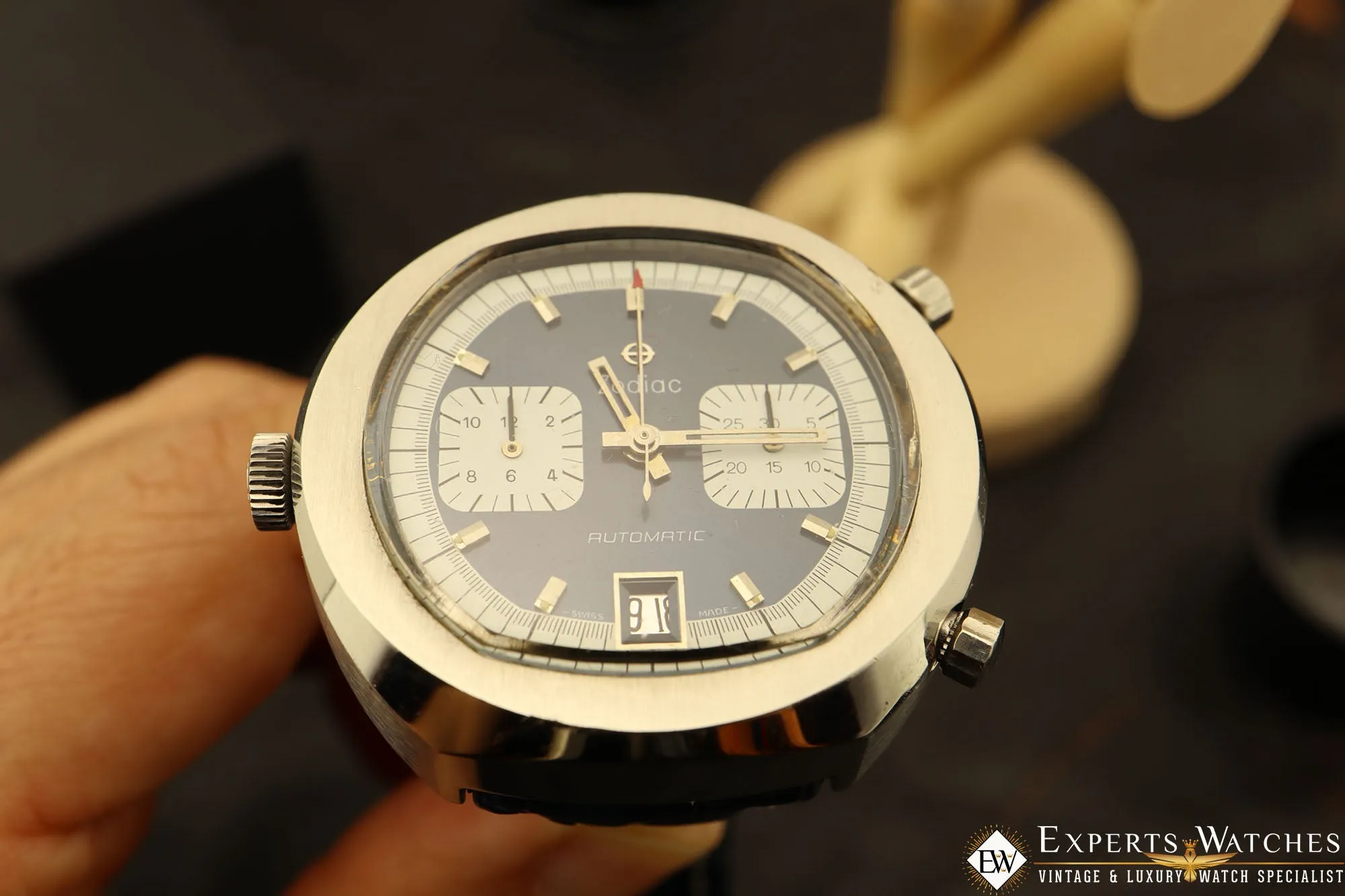 1970's Vintage Zodiac Chronograph Cal 12 / 90 Automatic Date Blue TV Ref 902-887