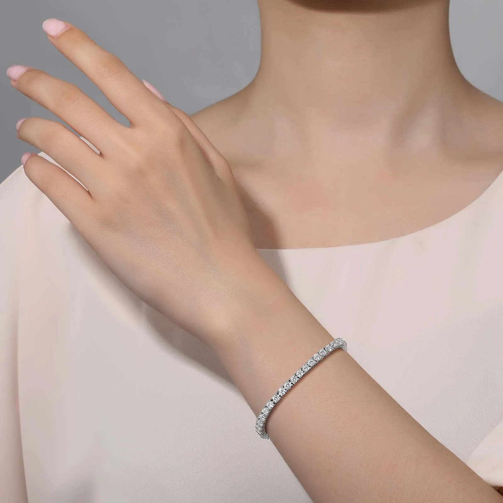 7.65 CTW Classic Tennis Bracelet