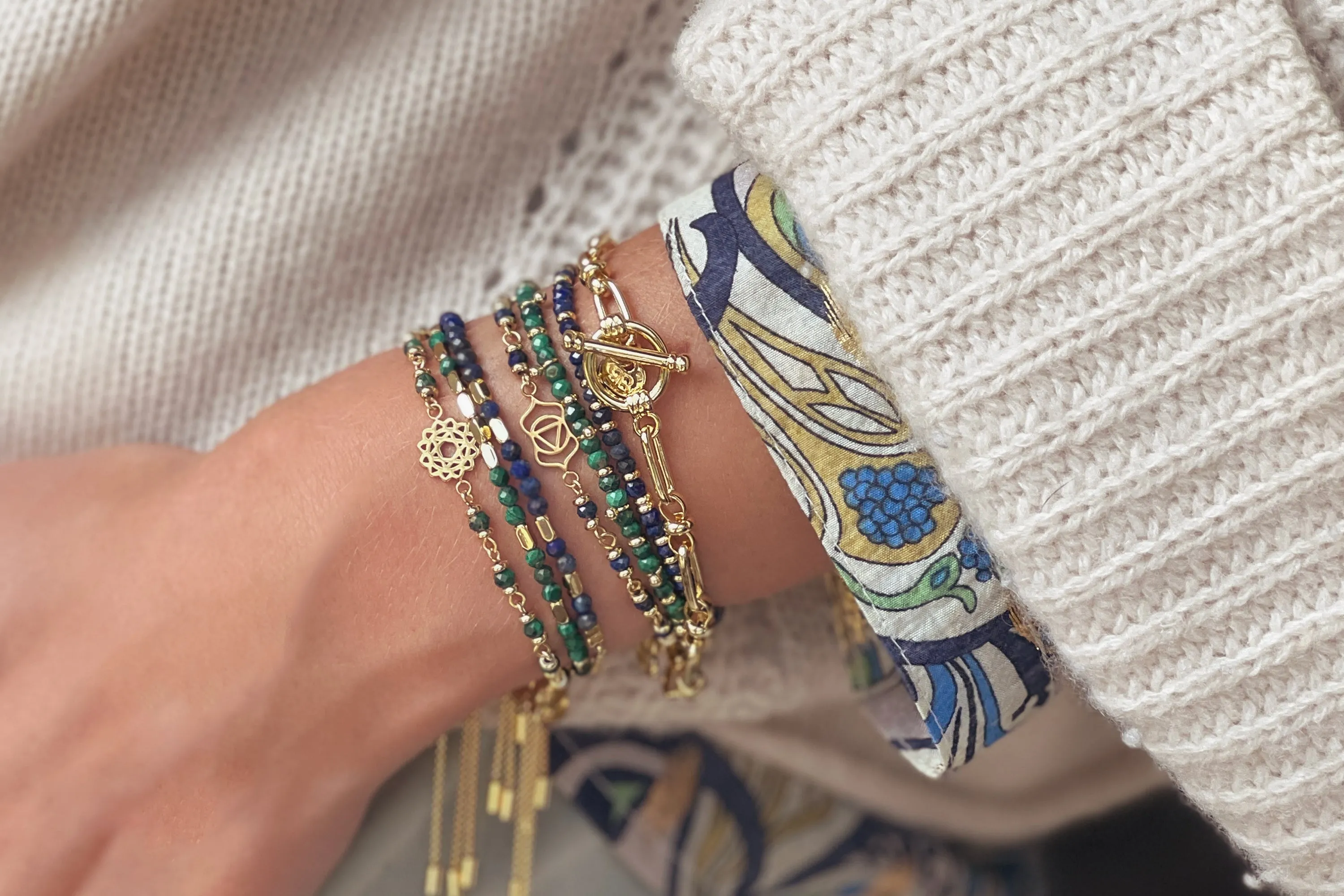 Confidence Malachite Gemstone Gold Bracelet