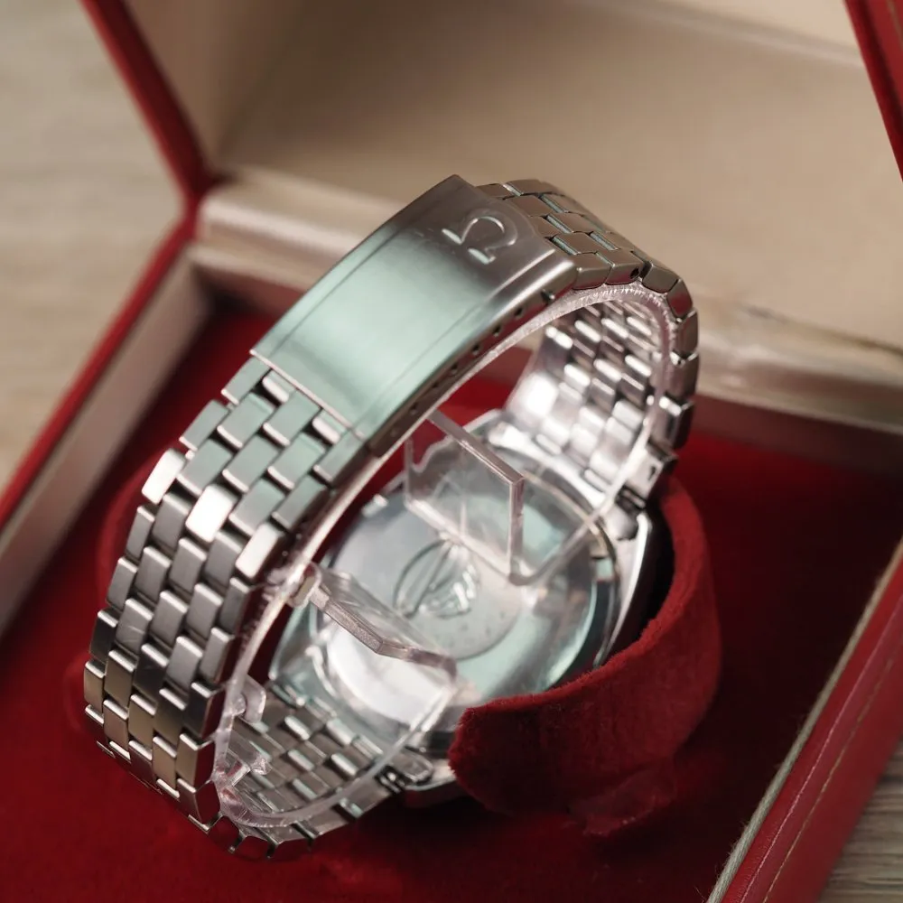 Omega Constellation "C" Case 168017 (1969)