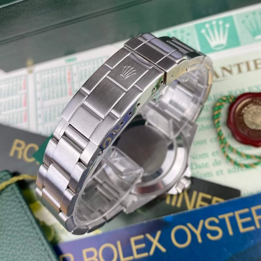 Rolex Submariner 16610 Date (1992)