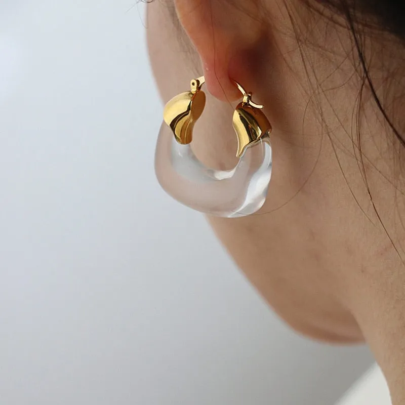 Sera Clear Resin Hoop Earrings
