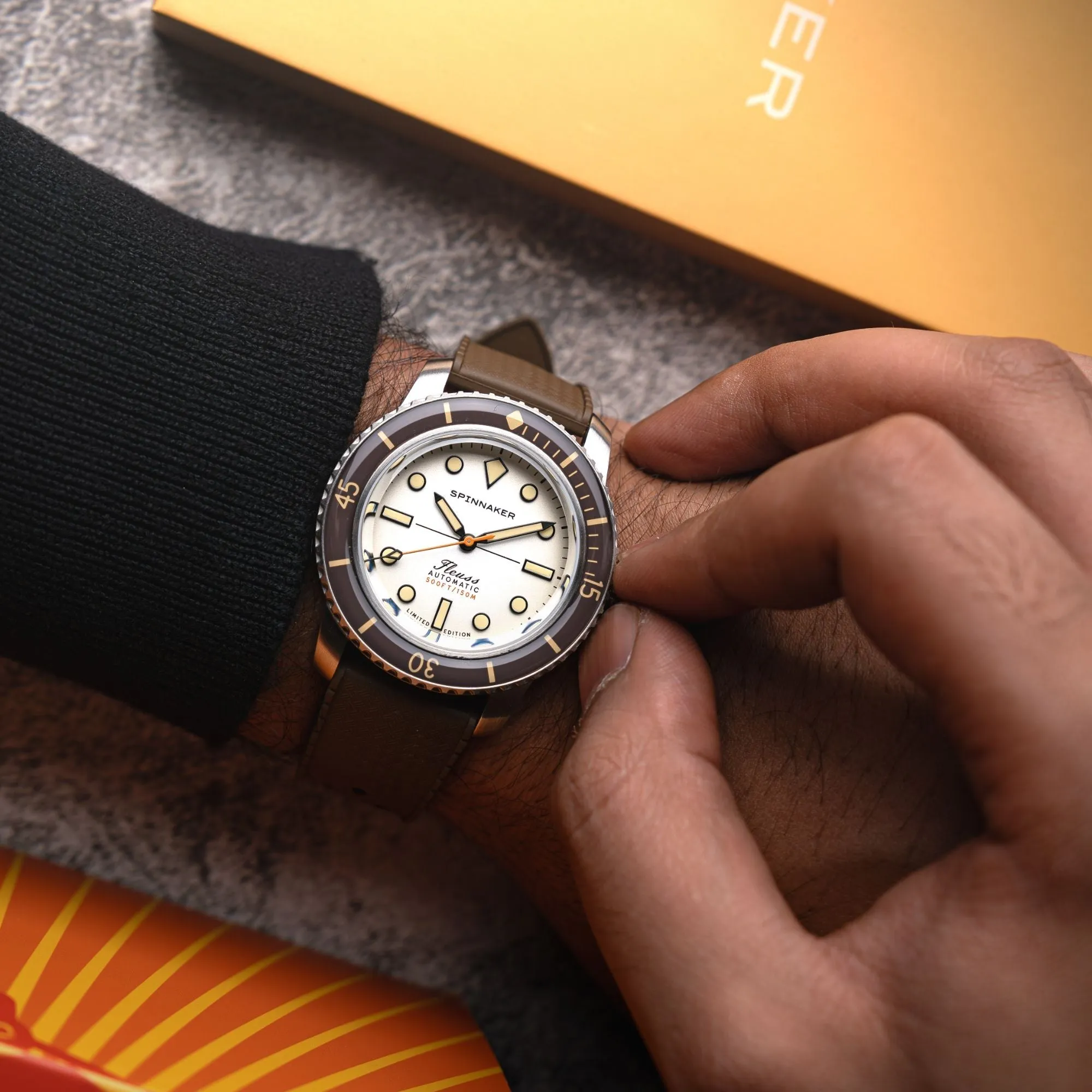 Spinnaker Fleuss 40 Automatic 145TH Limited Edition Smoky White Men's Watch SP-5133-22