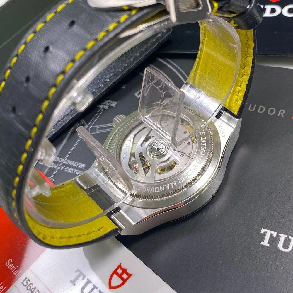 Tudor North Flag M91210N-0002