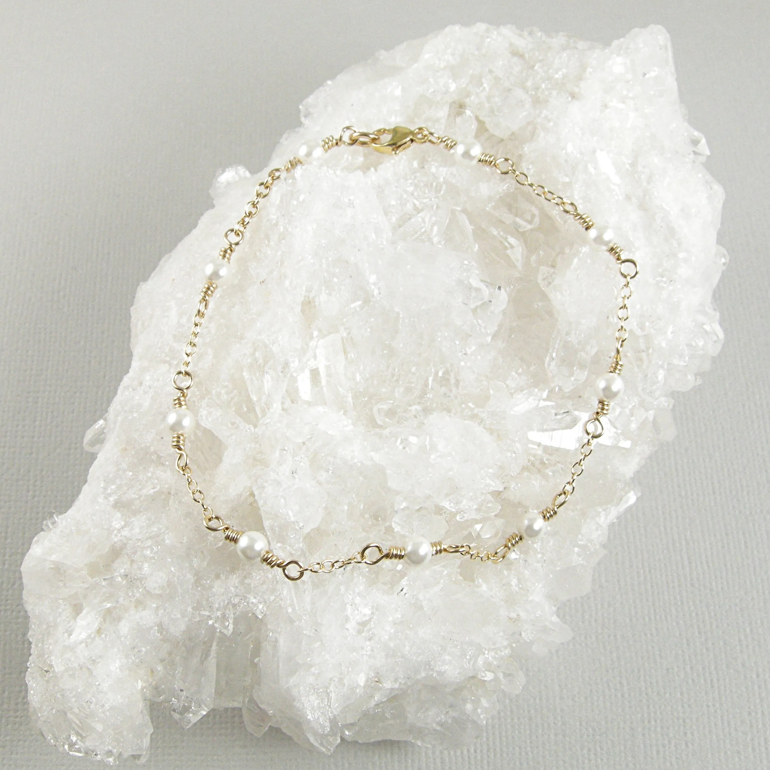 White Pearl Gold Chain Ankle Bracelet, Pearl and Gold Chain Anklet